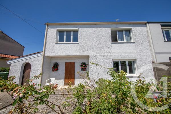 Maison à vendre  7 pièces - 157,04 m 2   ST MEDARD EN JALLES  - 33