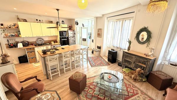 Maison 4 pièce(s) 86.72 m2 quartier AVESNIERES LAVAL