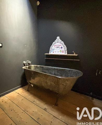 Maison à vendre 5 pièces 138 m² Saintes