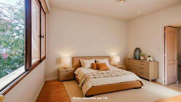 Grande maison familiale avec jardin arboré - Idéale pour une grande famille, une profession libérale ou deux foyers