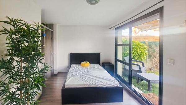 Grande maison familiale avec jardin arboré - Idéale pour une grande famille, une profession libérale ou deux foyers