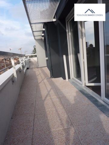Appartement T3 dernier étage avec terrasse