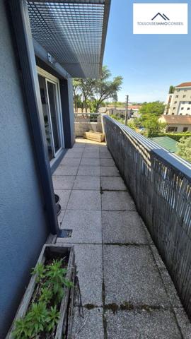 Appartement T3 dernier étage avec terrasse