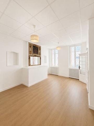 MAISON AVEC JARDIN JEANNE D'ARC