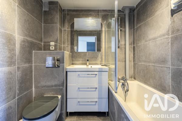 Appartement à vendre 2 pièces 50 m² Courbevoie