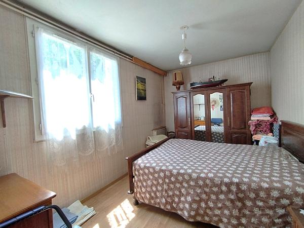 Appartement au rez de chaussé sur St Pierre des Corps proximité immédiate des commerces, Fil Bleu, Gare TGV, écoles, collège et de Tours