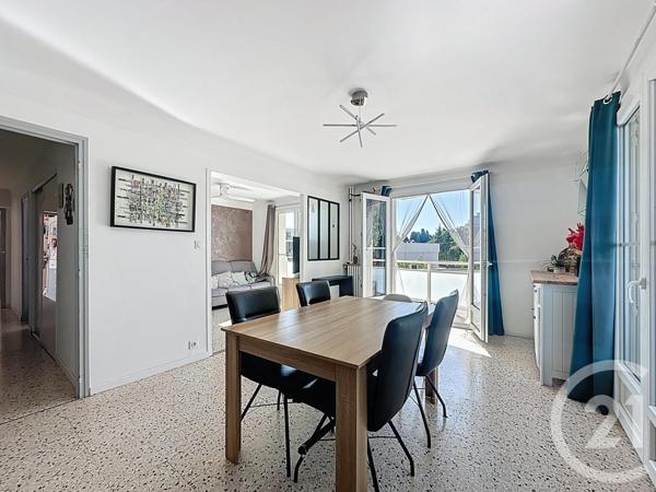 Appartement F5 à vendre  4 pièces - 96 m2 CASTELNAU LE LEZ - 34