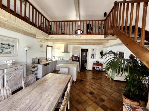 Villa familiale , situation idéale.