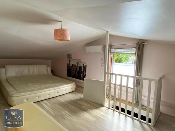 Maison à vendre 4 pièces 195m² Saint-Denis (97400)