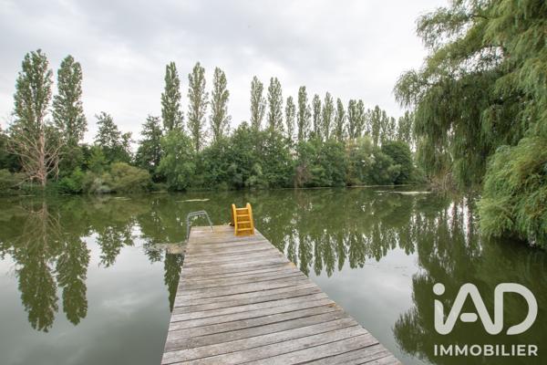 Maison à vendre 40 pièces 2 000 m² Châtillon-sur-Indre