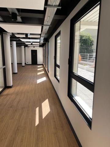 Bureaux à louer à Boulogne-Billancourt avec jardin et terrasses accessibles