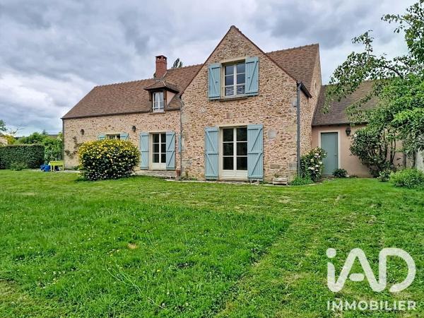 Location maison 7 pièces 153 m² La Celle-les-Bordes