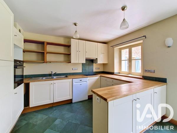 Location maison 7 pièces 153 m² La Celle-les-Bordes