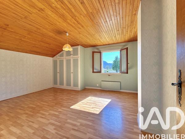 Maison à vendre 7 pièces 210 m² Saint-Jean-en-Royans