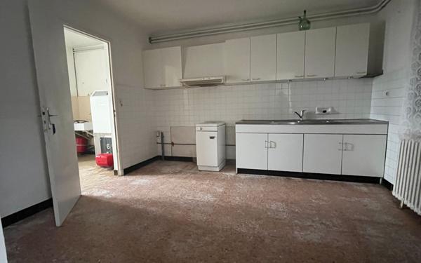 Maison à vendre    5 pièces • 117 m2 Vérines