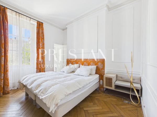 Triangle D’Or – Appartement haussmanien 95m², BORDEAUX