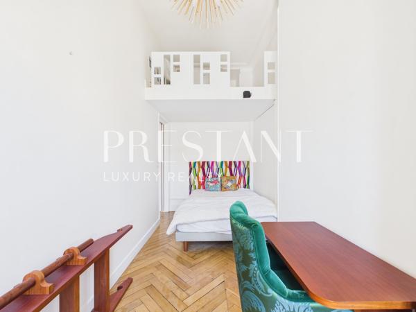 Triangle D’Or – Appartement haussmanien 95m², BORDEAUX