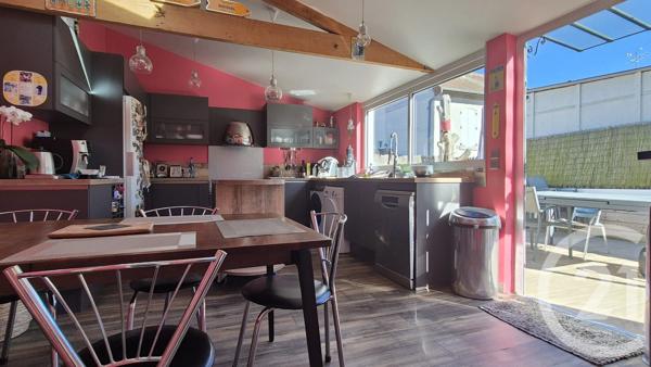 Maison à vendre  4 pièces - 100,45 m 2   NOISIEL  - 77