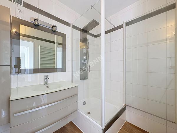 Appartement 2 chambres à vendre à Rezé - La Houssais, avec cave et garage