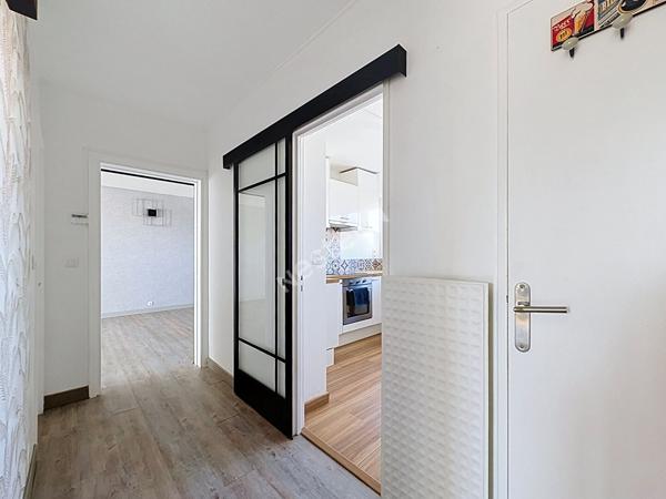 Appartement 2 chambres à vendre à Rezé - La Houssais, avec cave et garage
