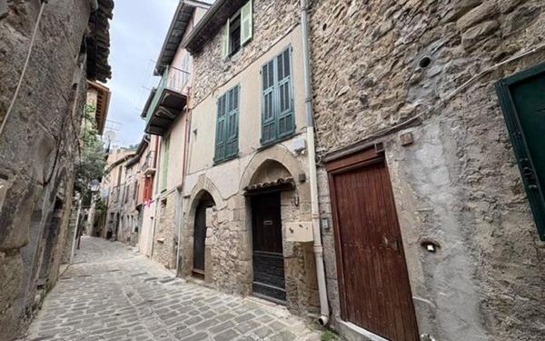 Appartement à vendre    3 pièces • 42,08 m2 Lucéram