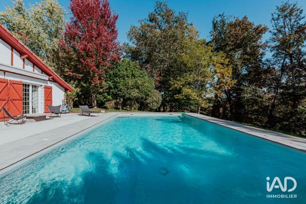 Maison à vendre 6 pièces 229 m² Urt