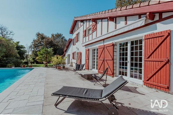 Maison à vendre 6 pièces 229 m² Urt