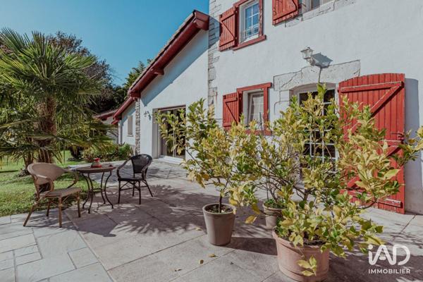 Maison à vendre 6 pièces 229 m² Urt