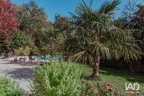 Maison à vendre 6 pièces 229 m² Urt