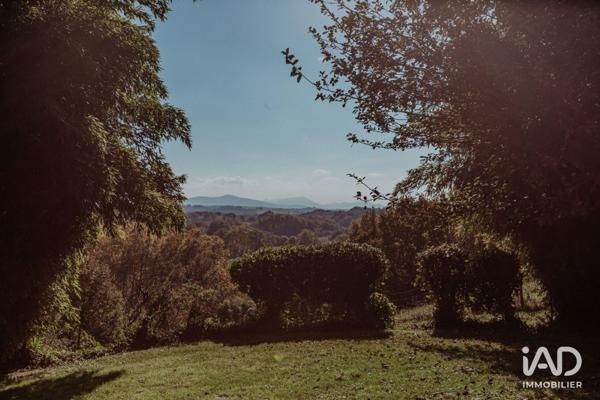 Maison à vendre 6 pièces 229 m² Urt