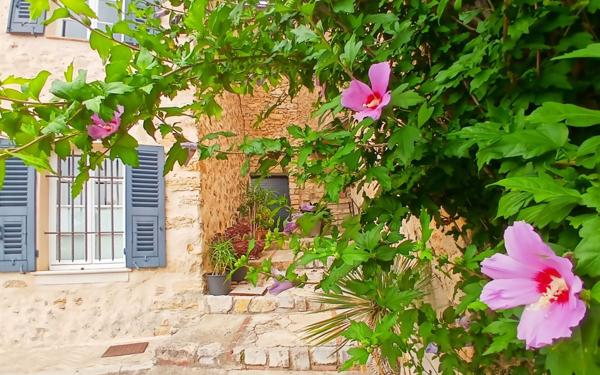 Appartement à vendre    2 pièces • 35,18 m2 Châteauneuf-Grasse