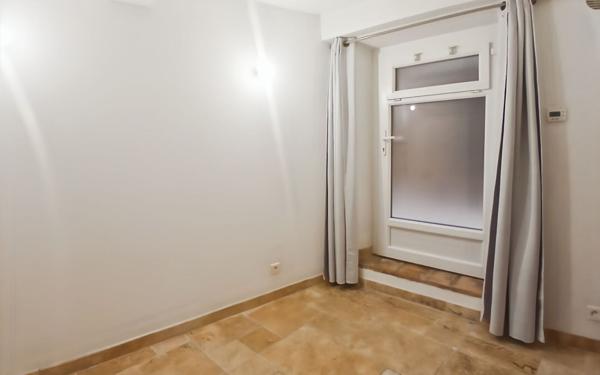 Appartement à vendre    2 pièces • 35,18 m2 Châteauneuf-Grasse