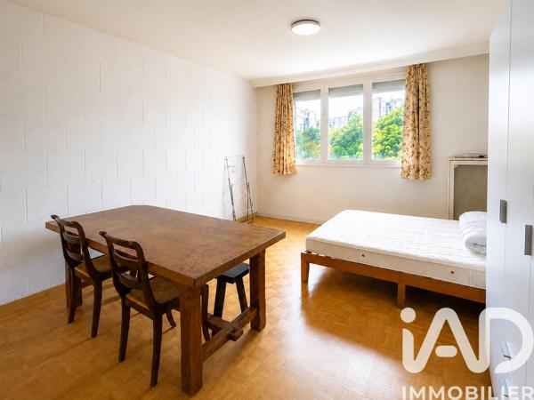 Appartement à vendre 4 pièces 77,43 m² Le Kremlin-Bicêtre