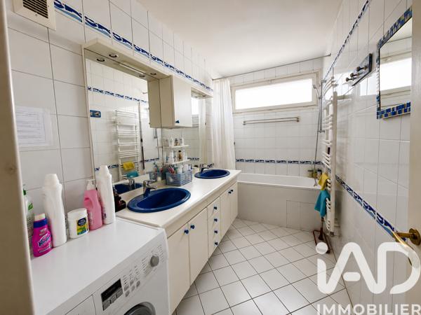 Appartement à vendre 4 pièces 77,43 m² Le Kremlin-Bicêtre