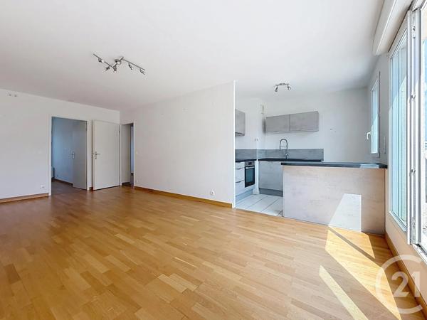Appartement F3 à vendre  3 pièces - 60 m 2   CHARTRES  - 28
