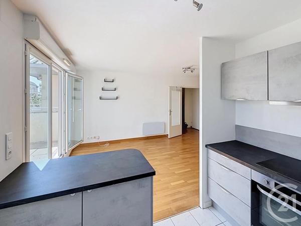 Appartement F3 à vendre  3 pièces - 60 m 2   CHARTRES  - 28