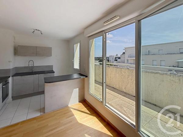 Appartement F3 à vendre  3 pièces - 60 m 2   CHARTRES  - 28