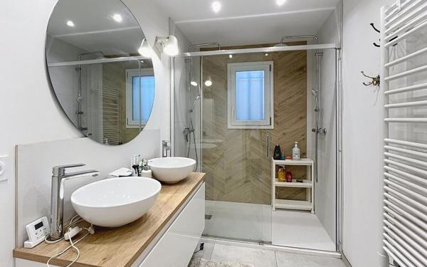 Maison à vendre    5 pièces • 119 m2 Saint-Raphaël