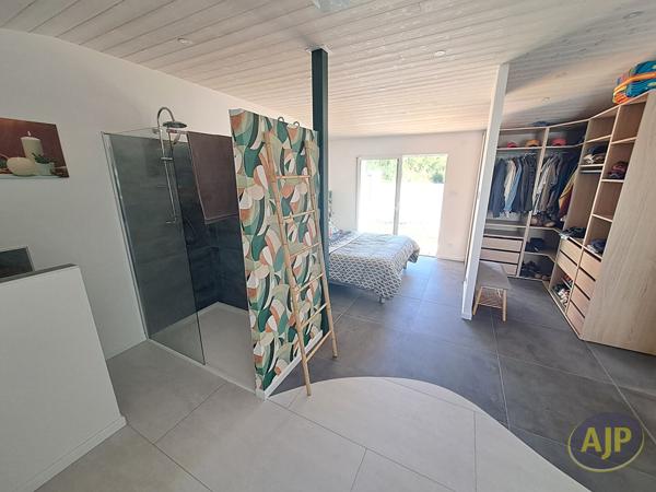 Maison à vendre Challans - 5 pièces, 127m² avec 3 chambre(s) à 378 200€ - AJP Immobilier Challans