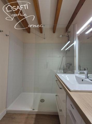 Appartement Duplex 2 chambres 33m², un lot de 21,55m², un pièce de stockage