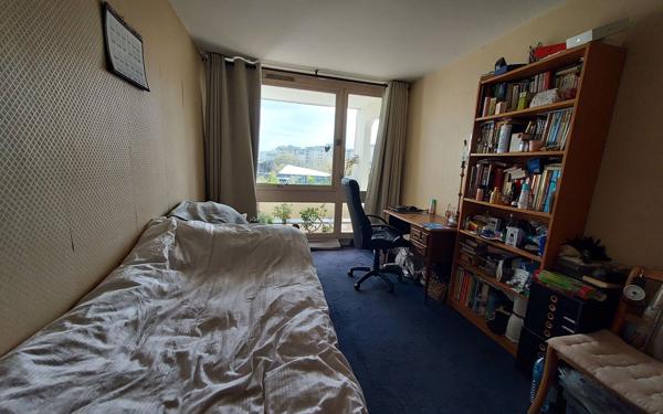 Appartement à vendre    3 pièces • 74,04 m2 Noisy-le-Grand