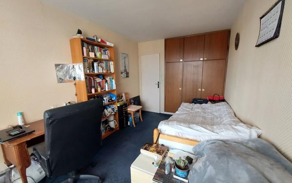 Appartement à vendre    3 pièces • 74,04 m2 Noisy-le-Grand