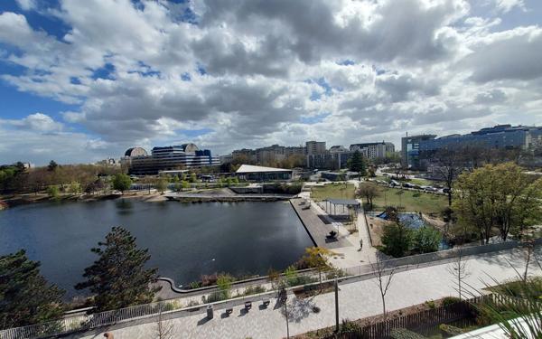 Appartement à vendre    3 pièces • 74,04 m2 Noisy-le-Grand