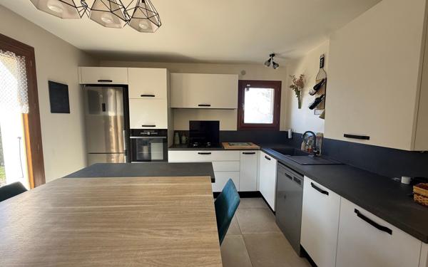 Maison à vendre    4 pièces • 95,06 m2 Aix-les-Bains