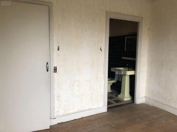 Immeuble à vendre à Lacapelle-Marival dans le Lot (46120), ref : 46030/IMMR/291