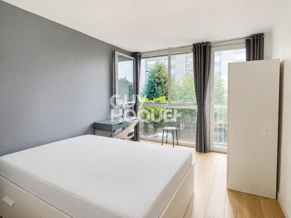 Appartement à vendre de 4 pièces de 74.02 m² - Mairie d'Aubervilliers