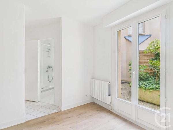 Appartement F3 Bis à vendre  5 pièces - 81,74 m 2   CHARTRES  - 28