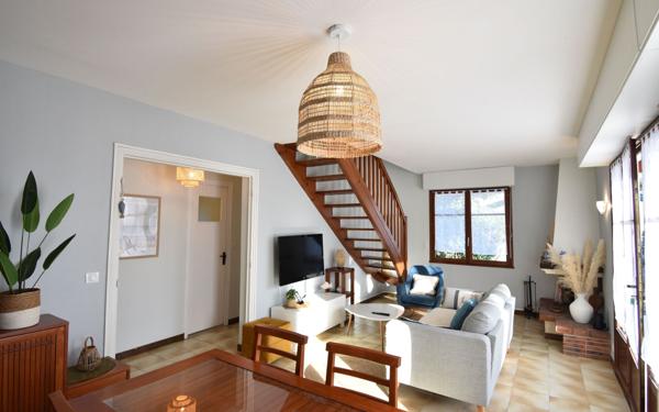 Maison à vendre    5 pièces •  Seignosse