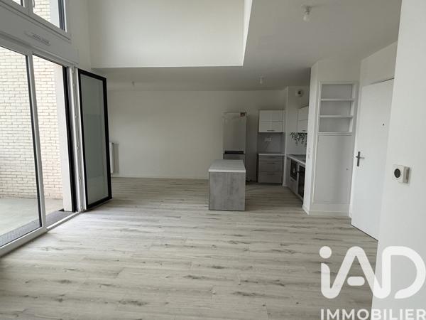 Location appartement 4 pièces 80 m² Lisses
