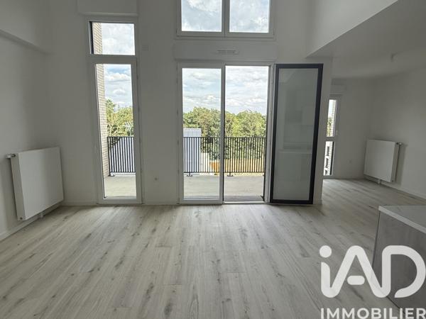 Location appartement 4 pièces 80 m² Lisses